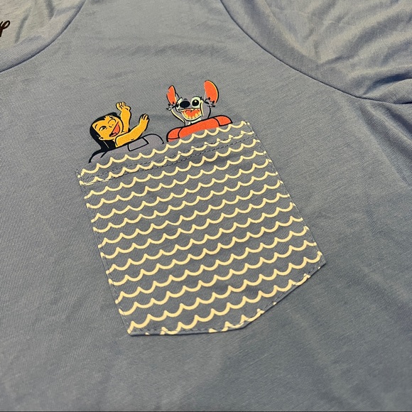 Disney Lilo & Stitch Float Pocket Tee - BoxLunch Exclusive - Picture 3 of 3